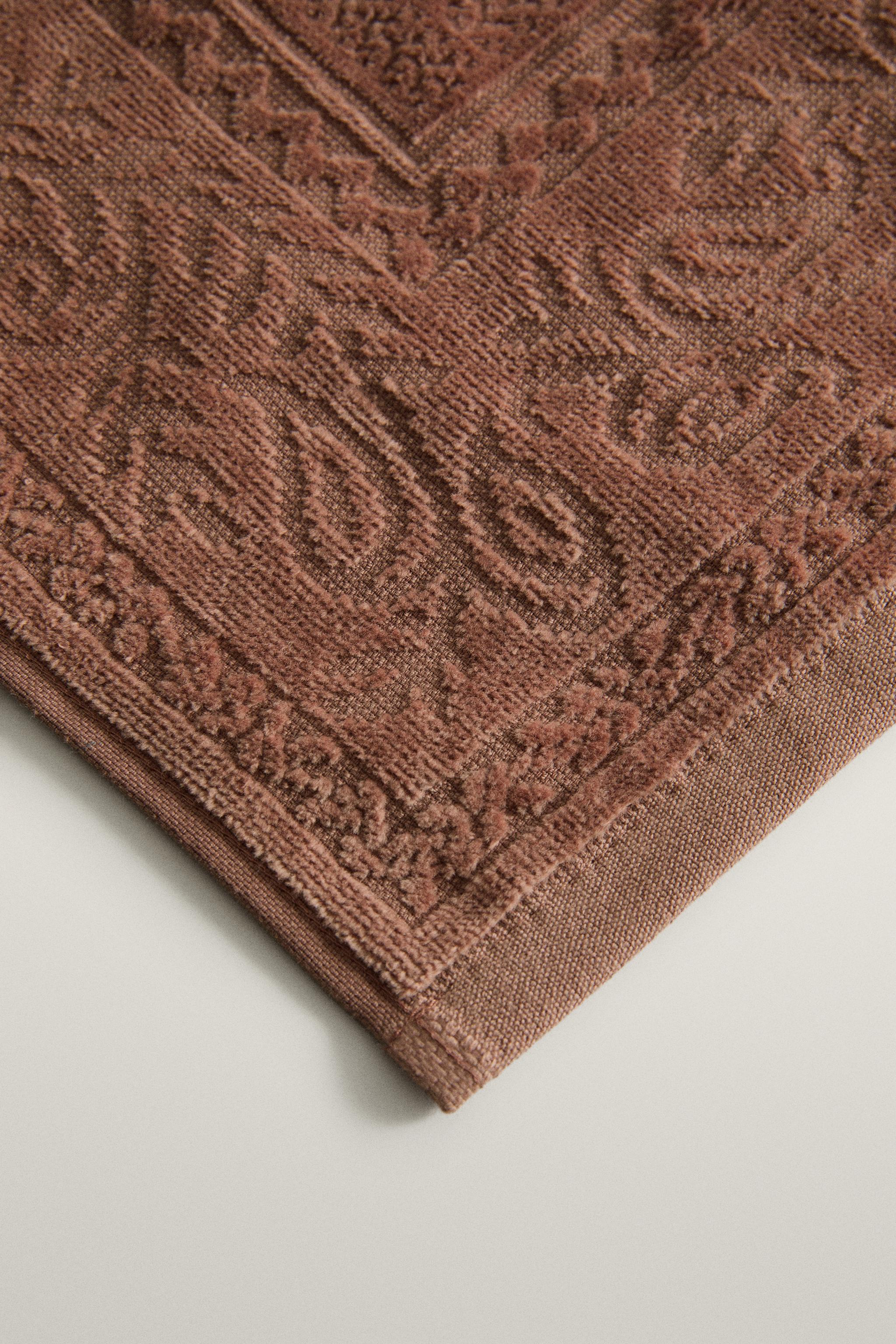 SERVIETTE DE BAIN JACQUARD FLEURS